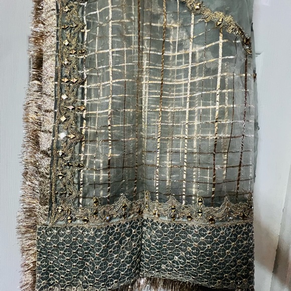 3 piece dress including shirt , trousers and dopata/ Pakistani/Indian party wear - Picture 4 of 6